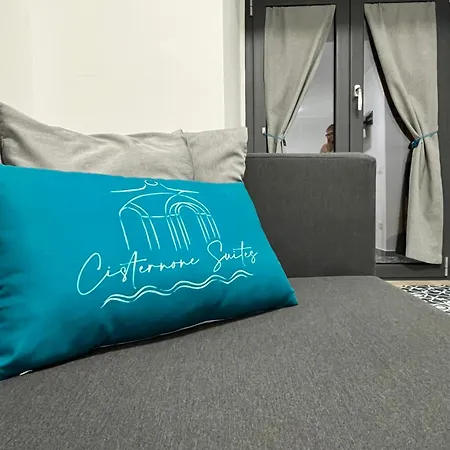 Cisternone شقة